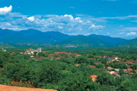 De Santa Fe de Antioquia partieron los colonos hacia el altiplano en busca de minas de oro.