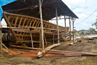 Construccin de un barco de cabotaje en El Charco.