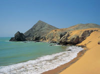 Las playas de dunas son las encargadas de proteger la reserva de arena y las reas terrestres, como ocurre en la regin de la Alta Guajira.