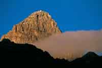 Los picos ms elevados de la Orinoquia colombiana forman la divisoria de aguas de la cordillera Oriental