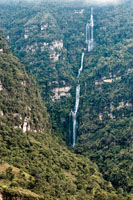 La cascada La Chorrera en Choachí, Cundinamarca, con 590 metros, es la más alta del país.