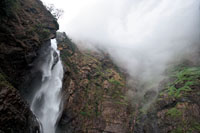 Con buenas prácticas ambientales se podrán conservar magníficas caídas de agua, como el Salto Candelas, en el departamento de Boyacá.